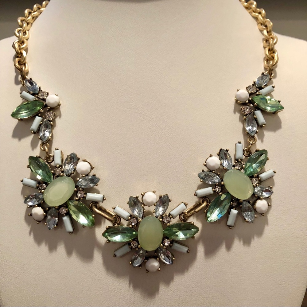 Ann Taylor Loft Green Stone Statement Necklace